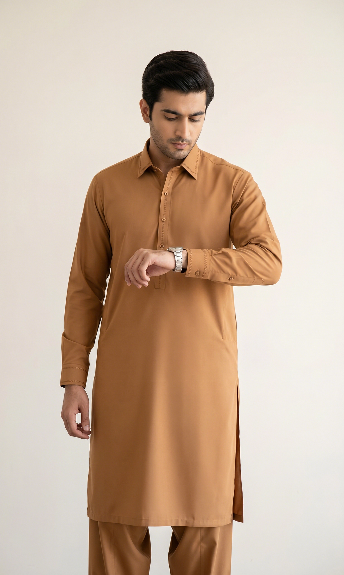 TL-1044 Golden palm